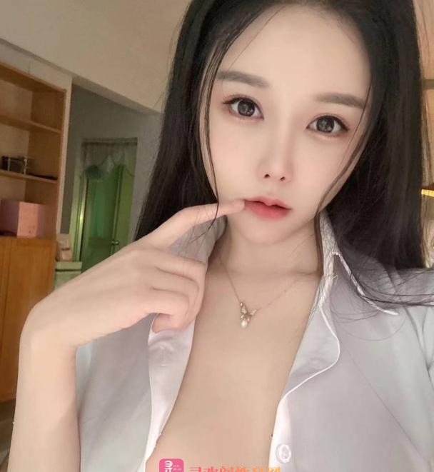 情趣十足的骚妹纸
