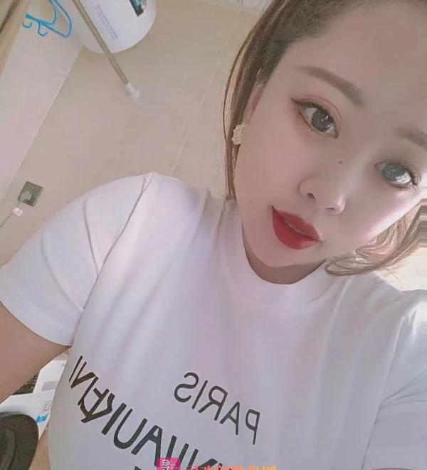 兼职大奶少妇