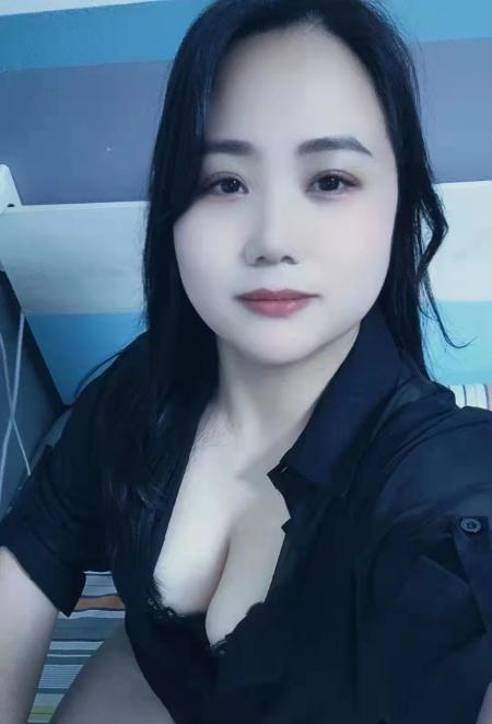 丝足巨乳小章鱼