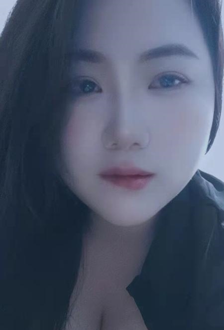 丝足巨乳小章鱼
