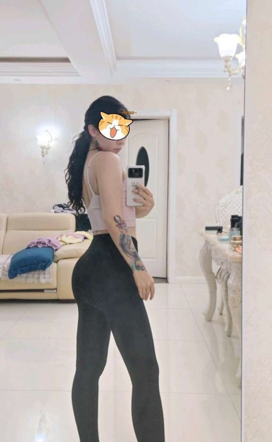 西安猫纹身健身大屁股