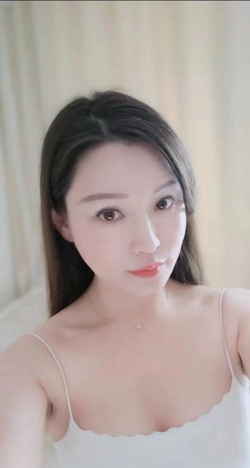 小家碧玉小姐姐