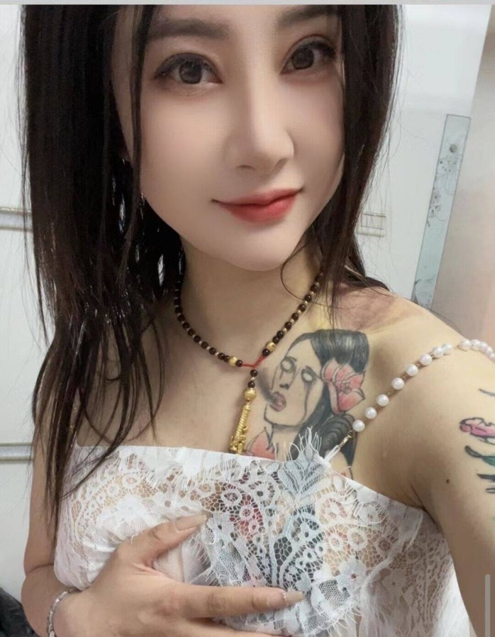 东丽区年轻小骚货