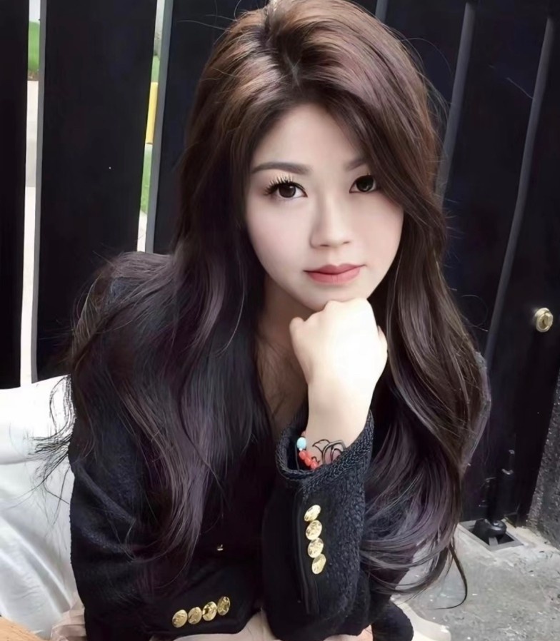 玩她一手少妇