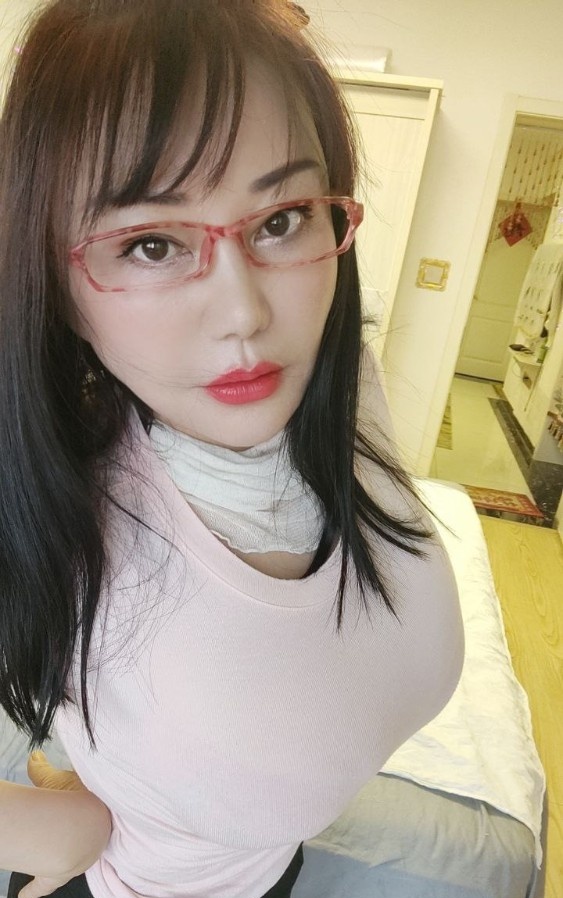 鼓楼巨乳榨汁机