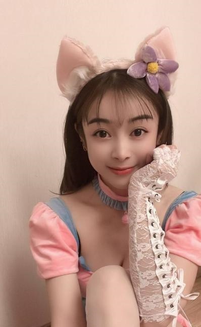 女仆装海珠丽丽
