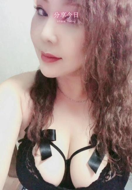 瑶海性感美熟女