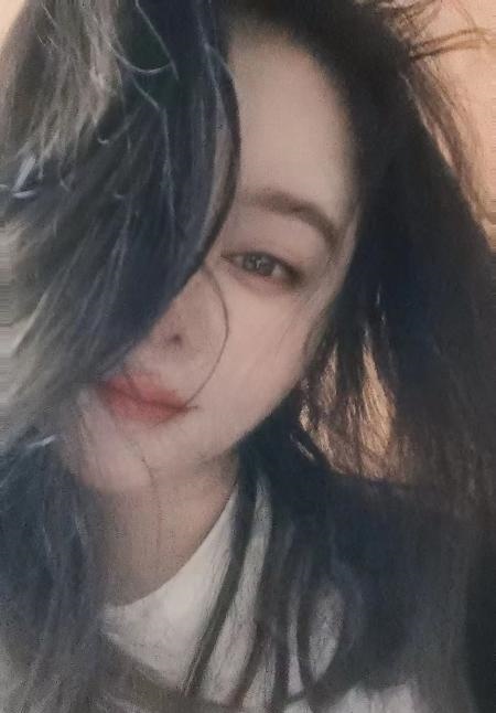 市中心小姐姐