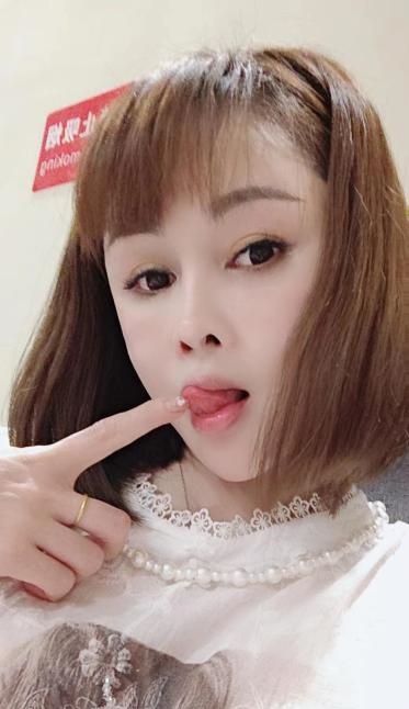 西湖毒龙伊伊