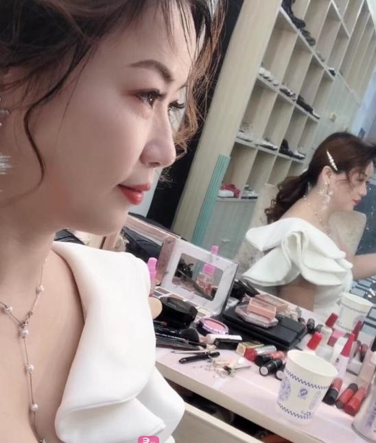 东晓南熟女