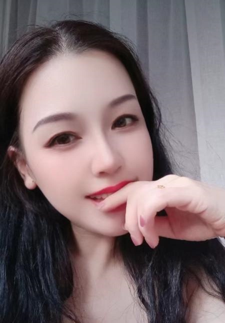 幕府西路少妇