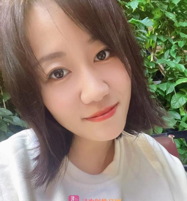 龙华小少妇