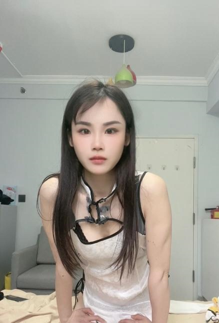 水蛇腰舞蹈老师