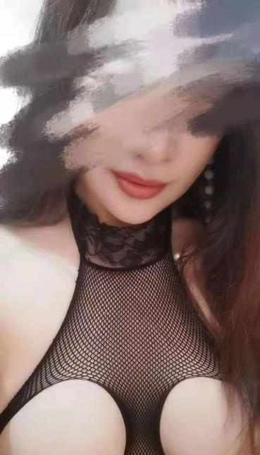 历下丰乳肥臀少妇
