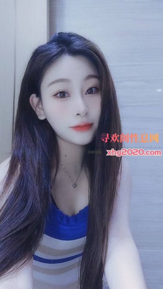 坂田气质美女糖芯