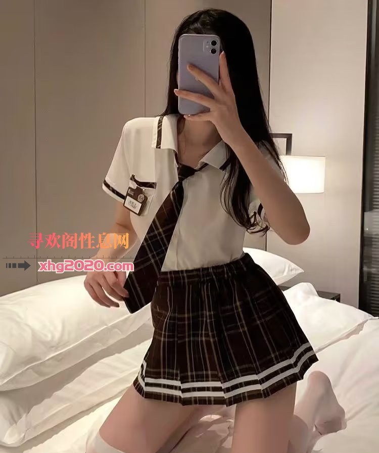 昆山中华园大胸妹
