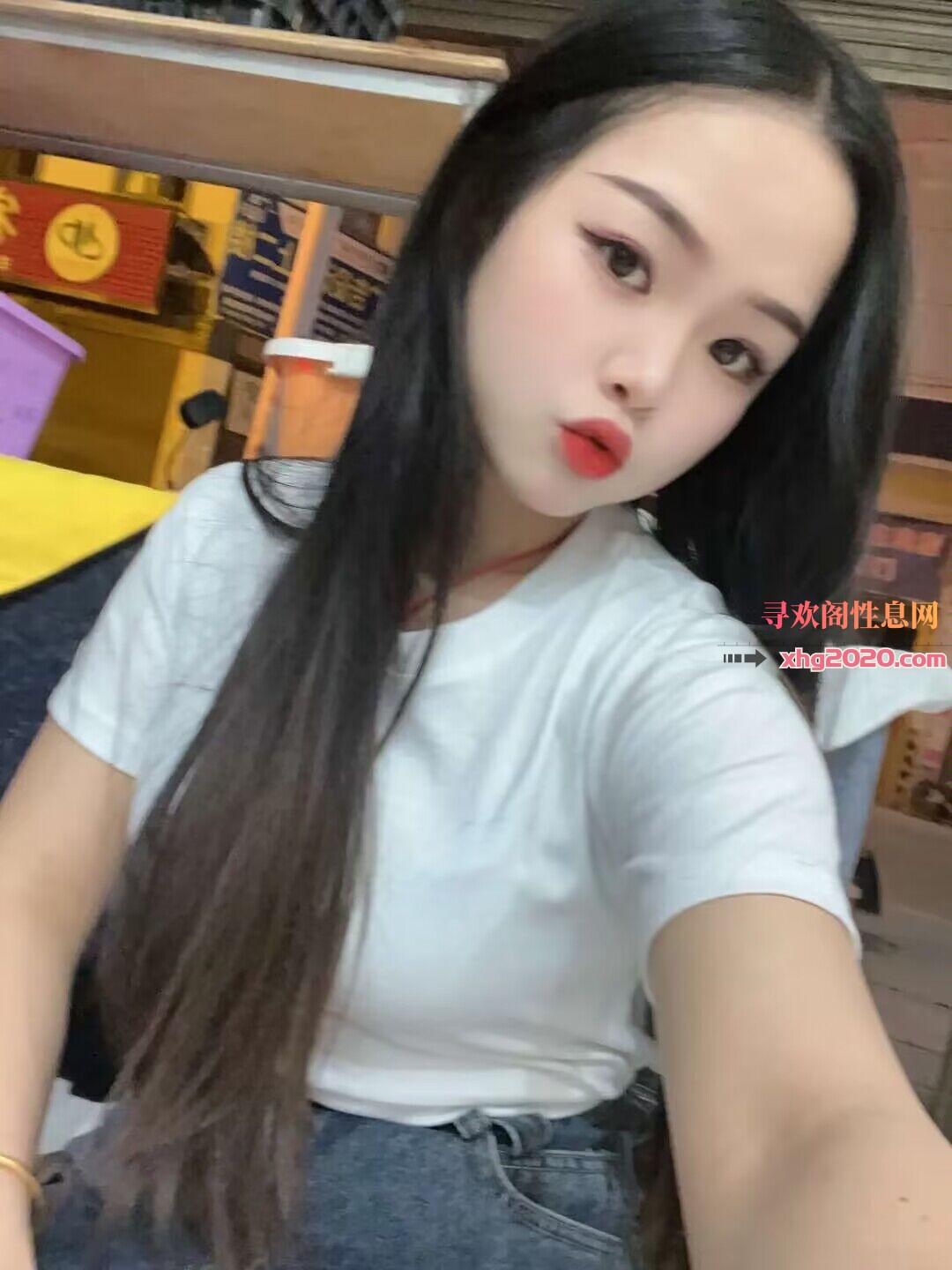 南明区花果园大胸妹子