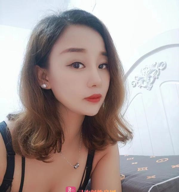 罗湖骚小如