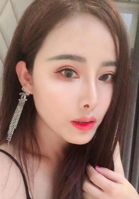 白云D胸小凤仙