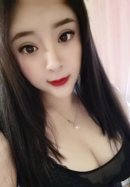 双飞大胸彤宝