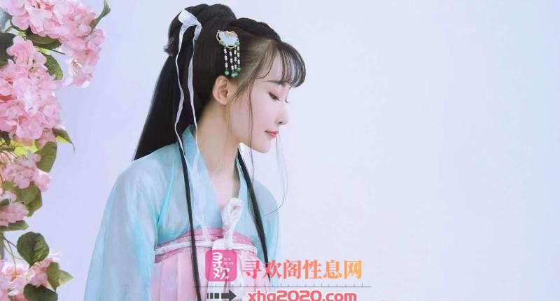 汉服白嫩小姐姐