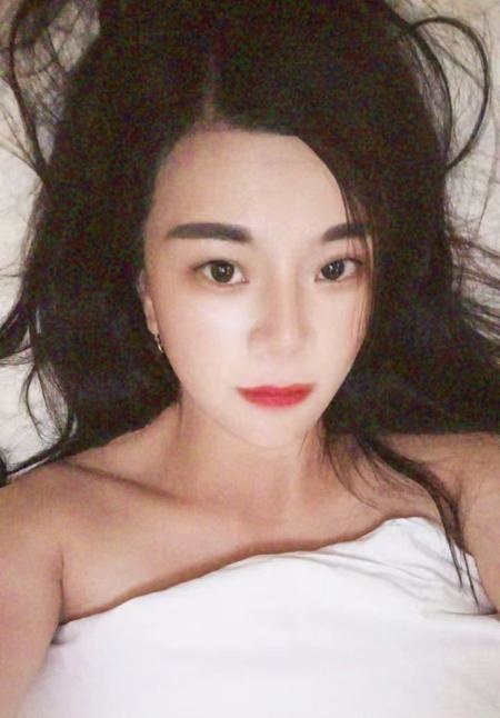 大奶师姐诗诗
