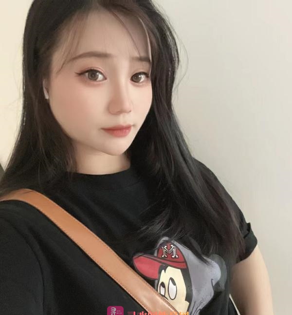 胖妞琳琳