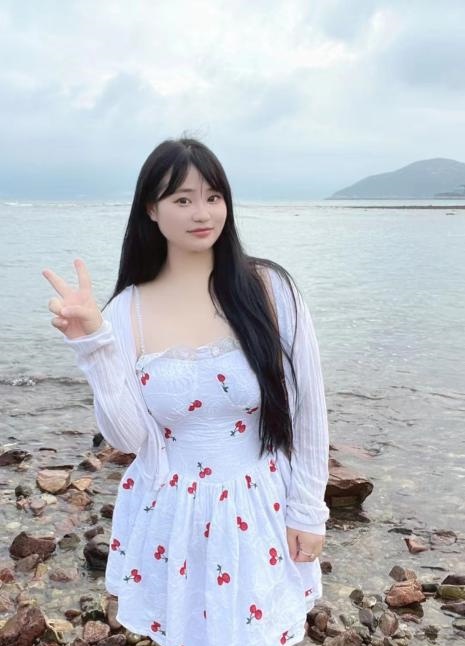 胖妞琳琳