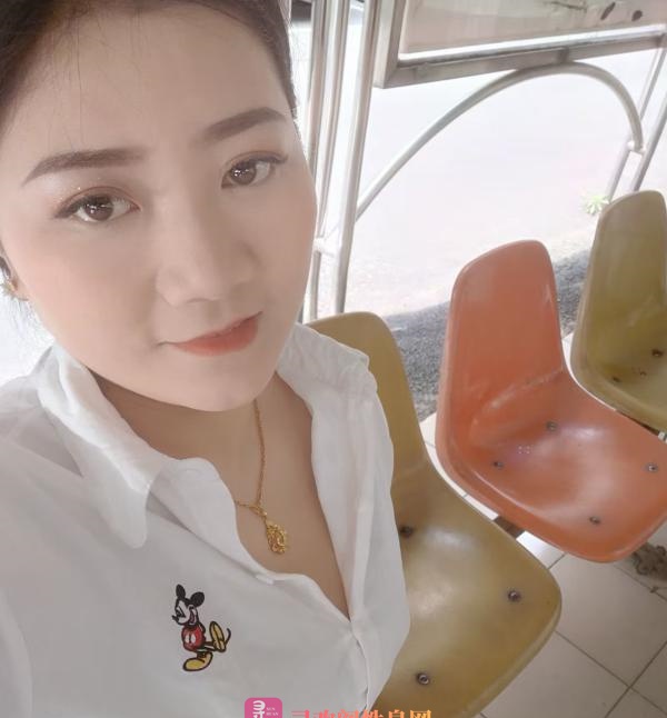 金牛茶店子少妇美美