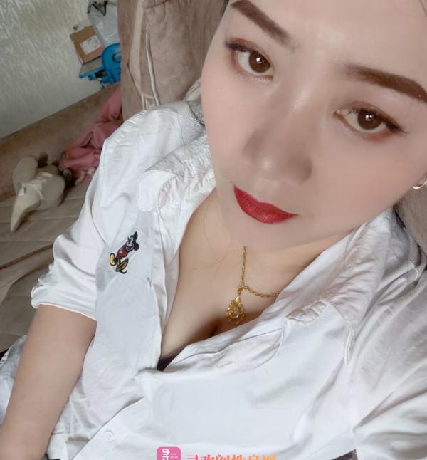 金牛茶店子少妇美美