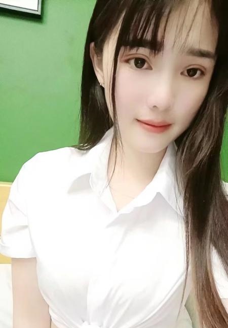三峡广场本地轻熟女