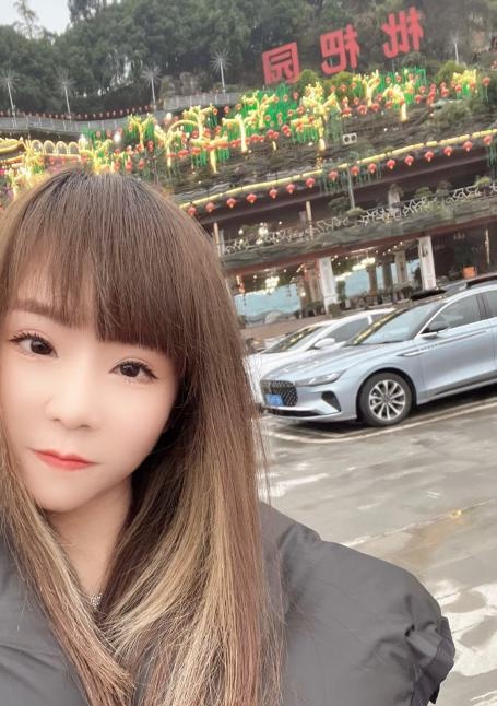 五里店小少妇