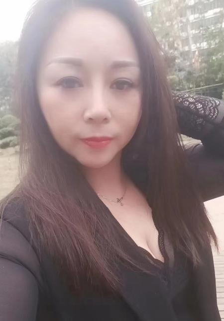 南昌肤白熟女