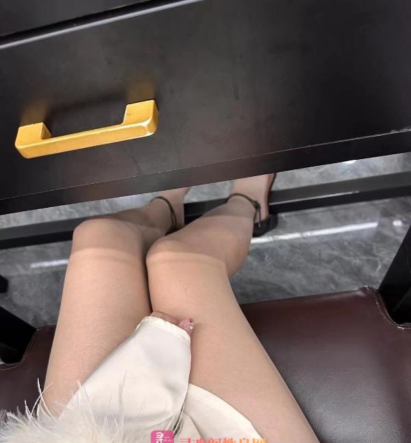 身材爆表的悠悠