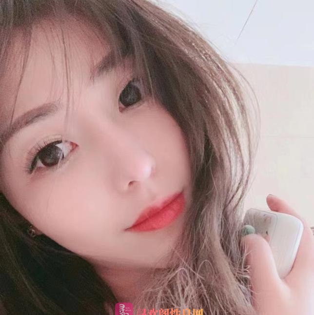 颜值服务好的女孩