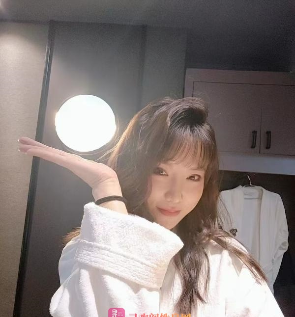 颜值小姐姐