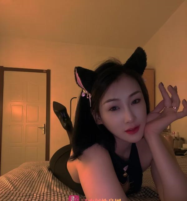 中俄混血丽莎