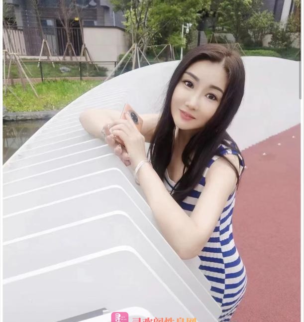 风韵大屁股美娜