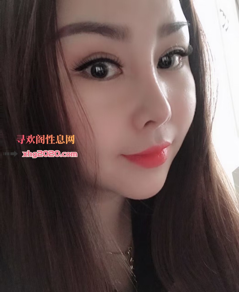大奶一线天少妇