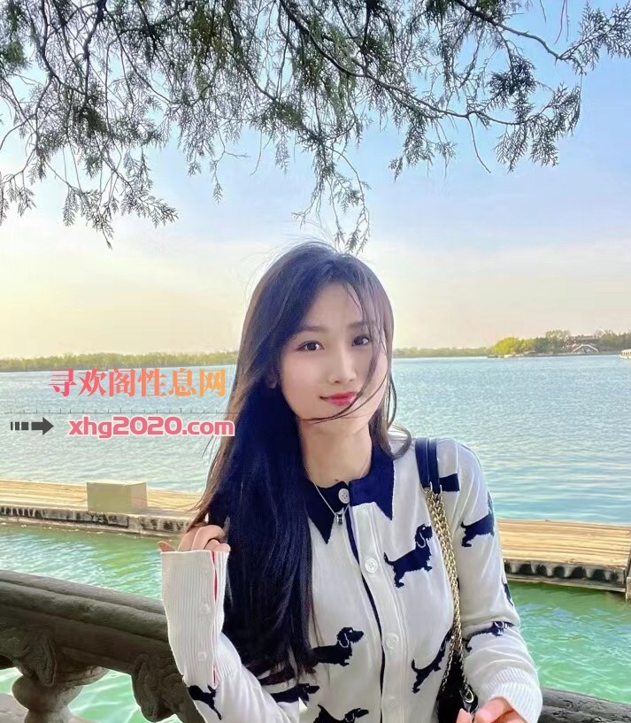 刚来的小少妇