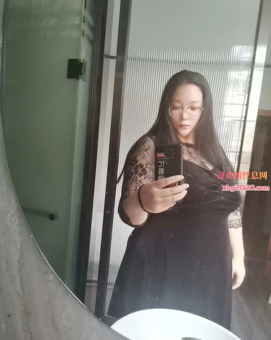 龙华龙胜巨乳胖妞