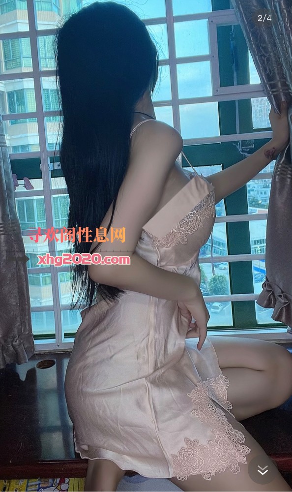 兼职小姐姐情趣制服