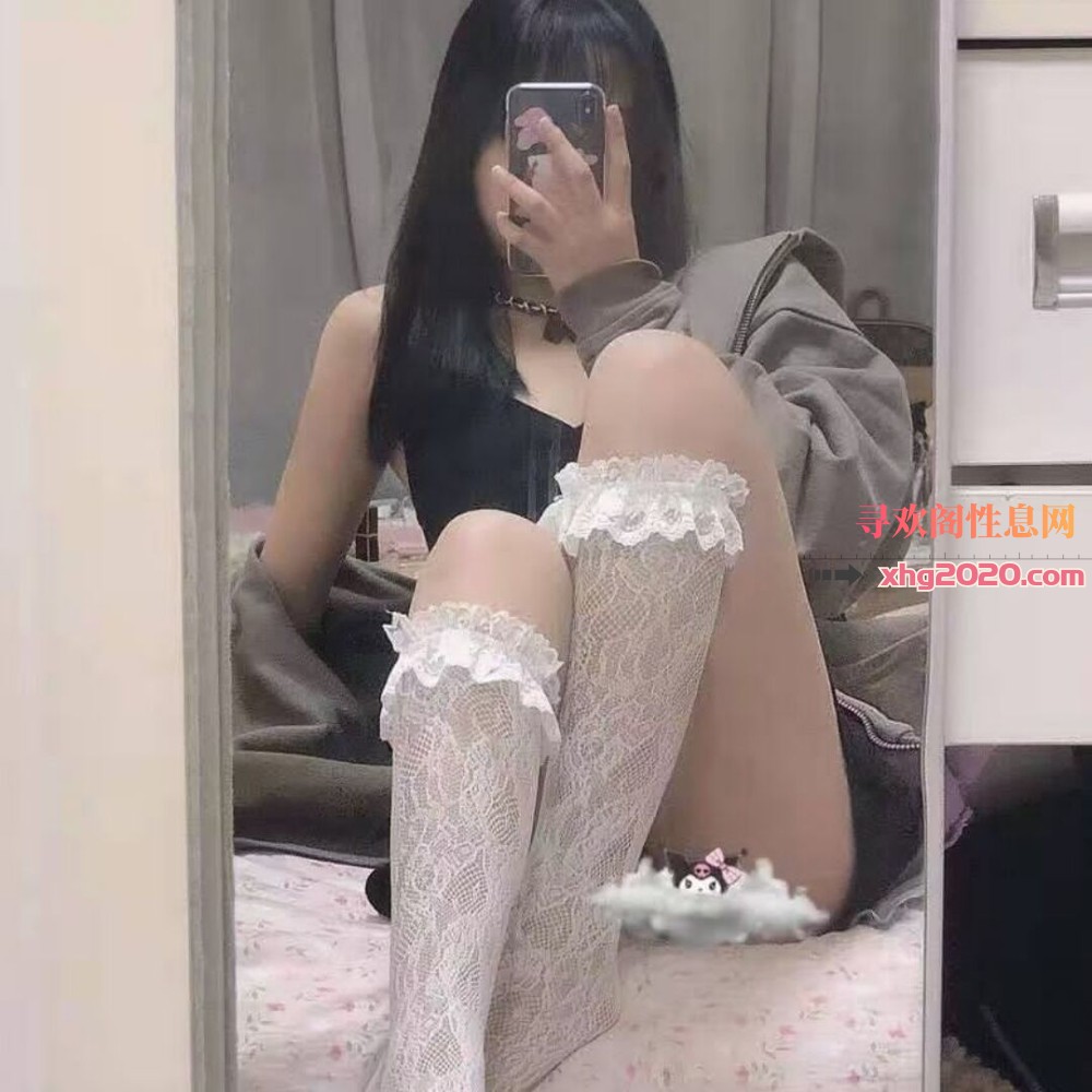宝龙广场嫩妹