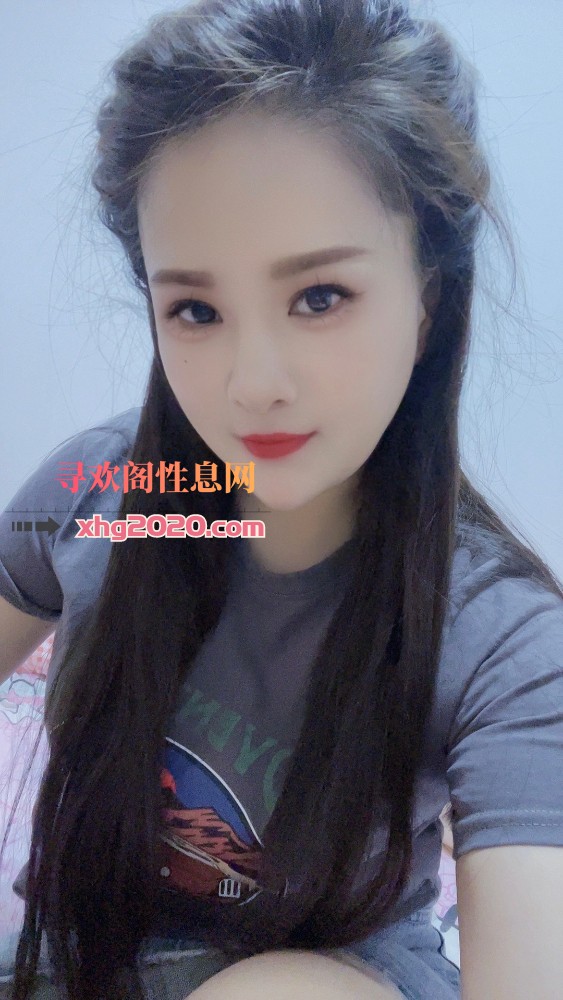 和谐广场少妇