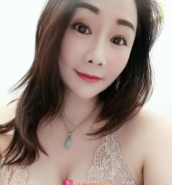 滨江风骚大胸美少妇