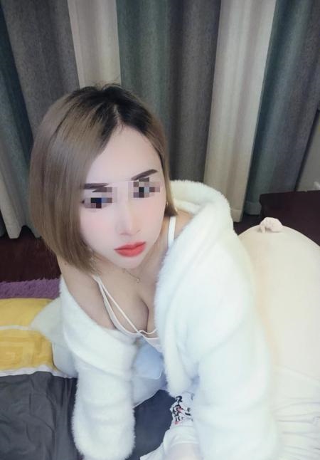 宜兴小骚大咪姐妹花