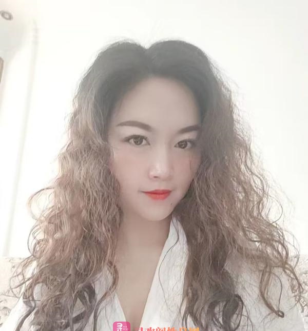河东长腿少妇