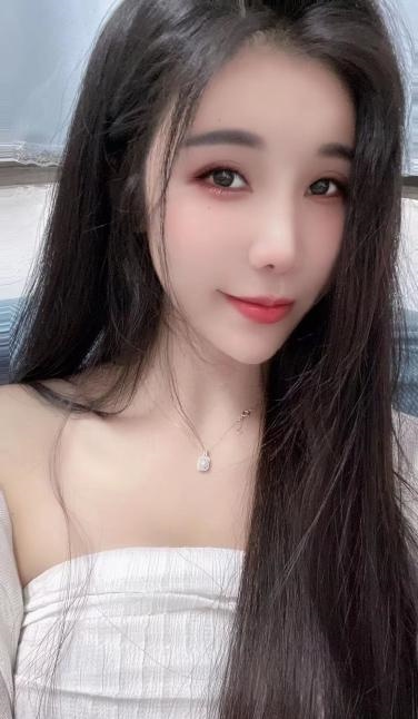 燕塘身材好风骚小妮子