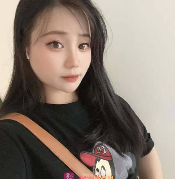 滨江胖妞琳琳