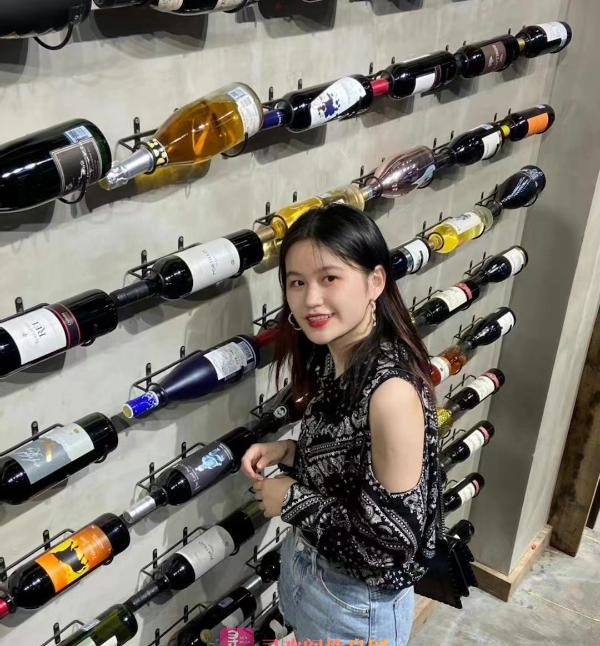 南头辣妹小纤纤